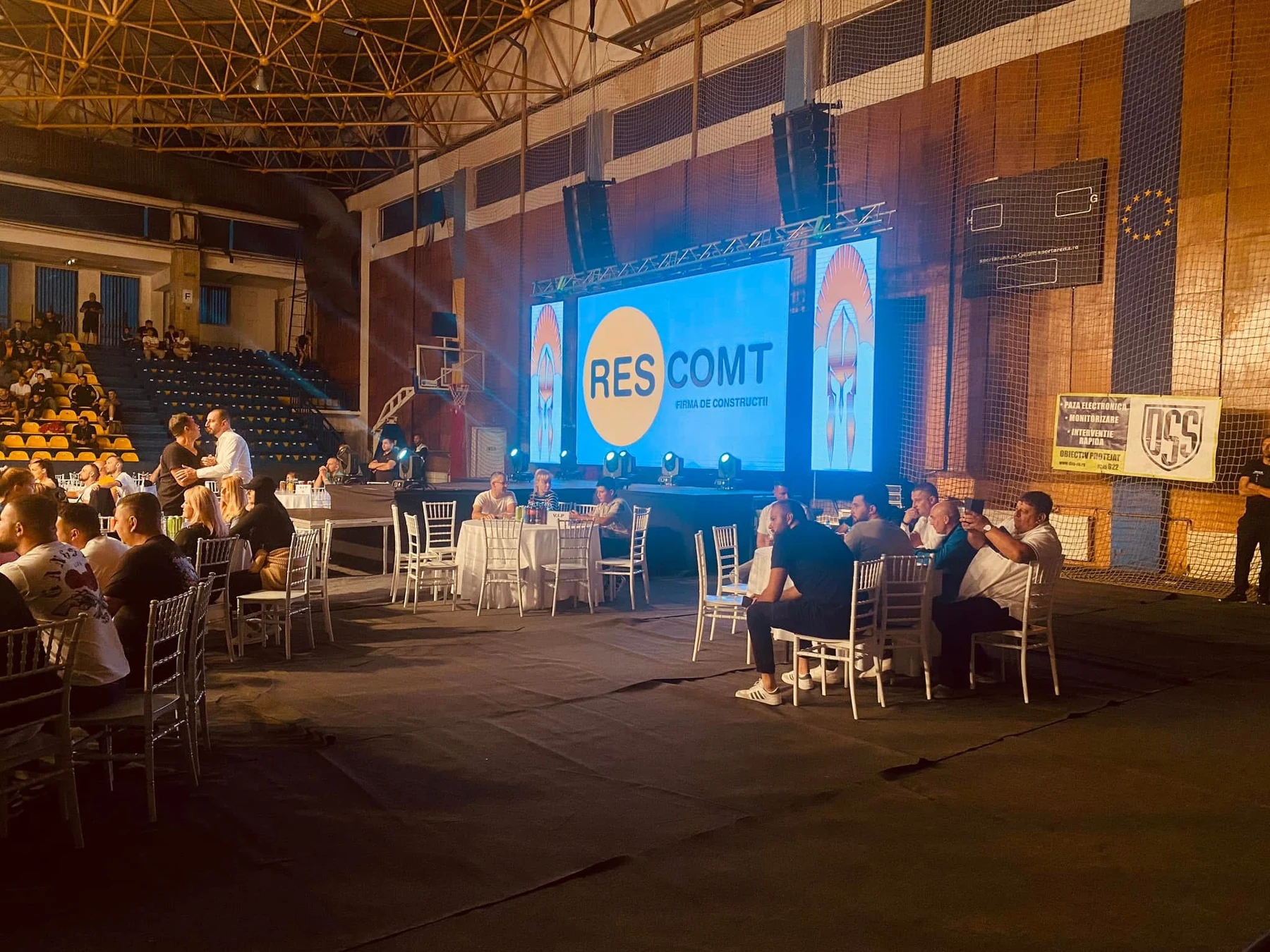 Producție corporate cu ecran LED